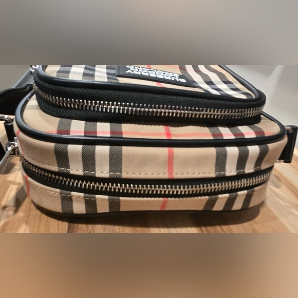 BURBERRY Beige Freddie Messenger Bag In Archive Beige - Picture 5 of 16